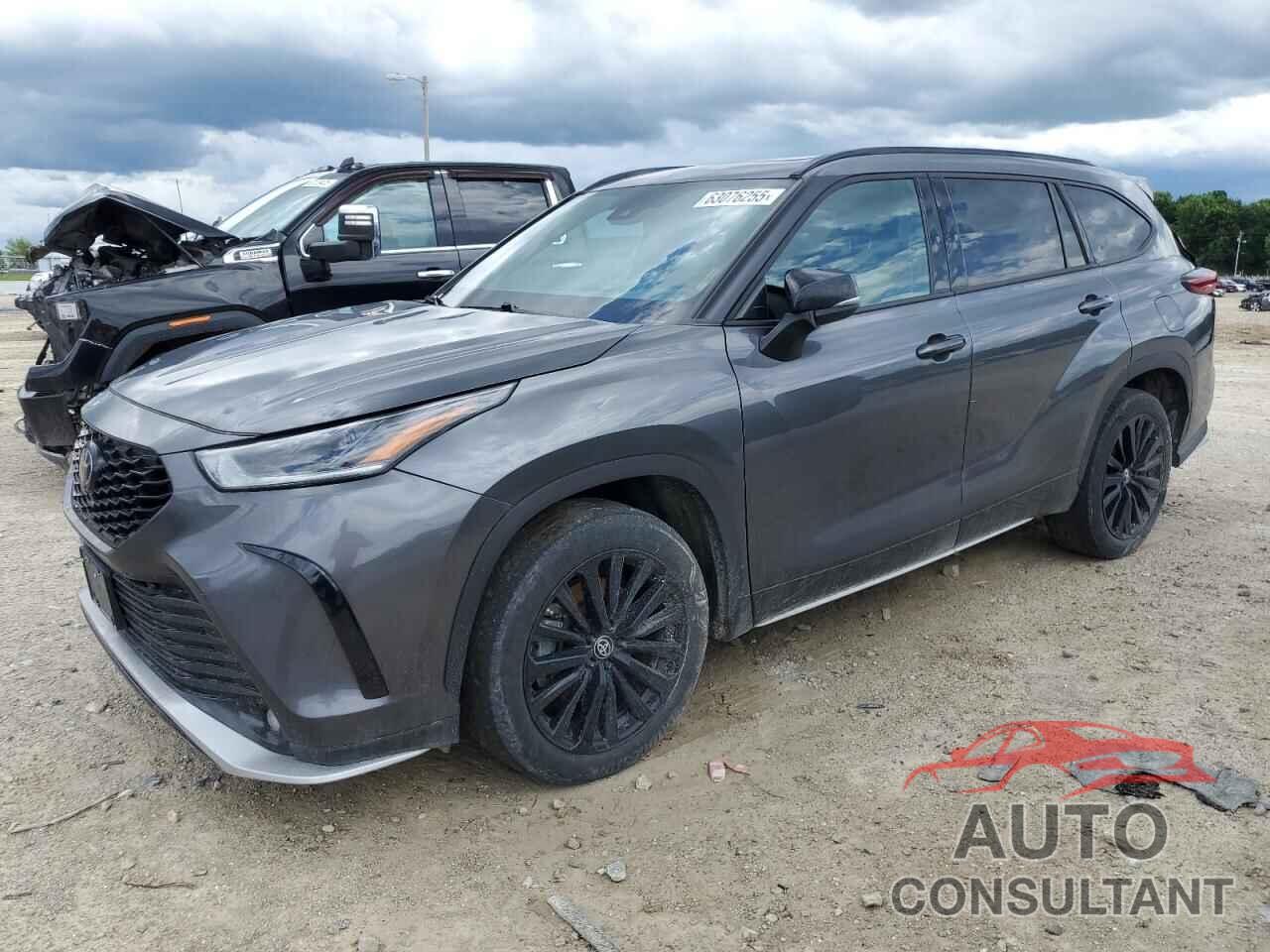 TOYOTA HIGHLANDER 2023 - 5TDKDRBH5PS528449