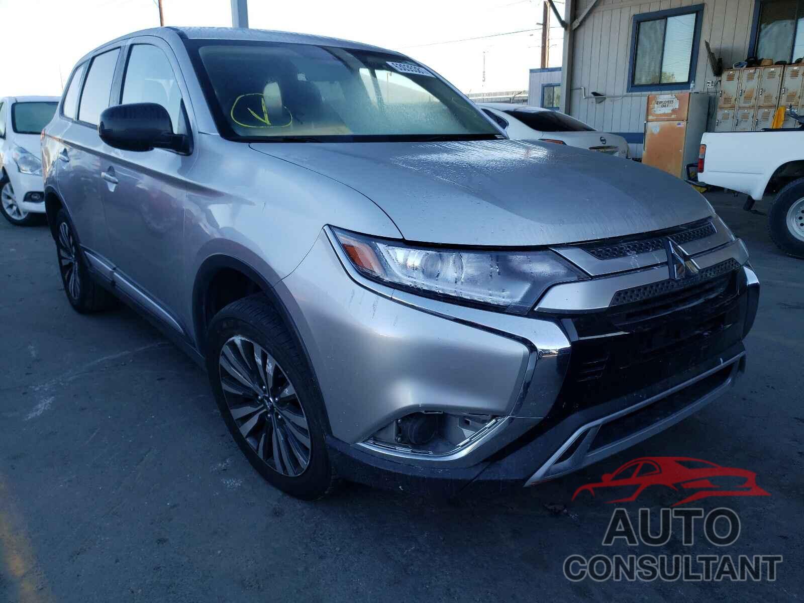 MITSUBISHI OUTLANDER 2020 - JA4AD2A36LZ024620