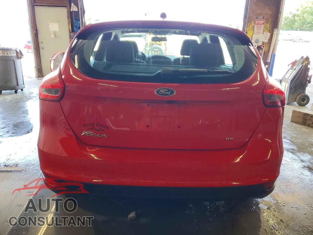FORD FOCUS 2017 - 1FADP3K27HL314130