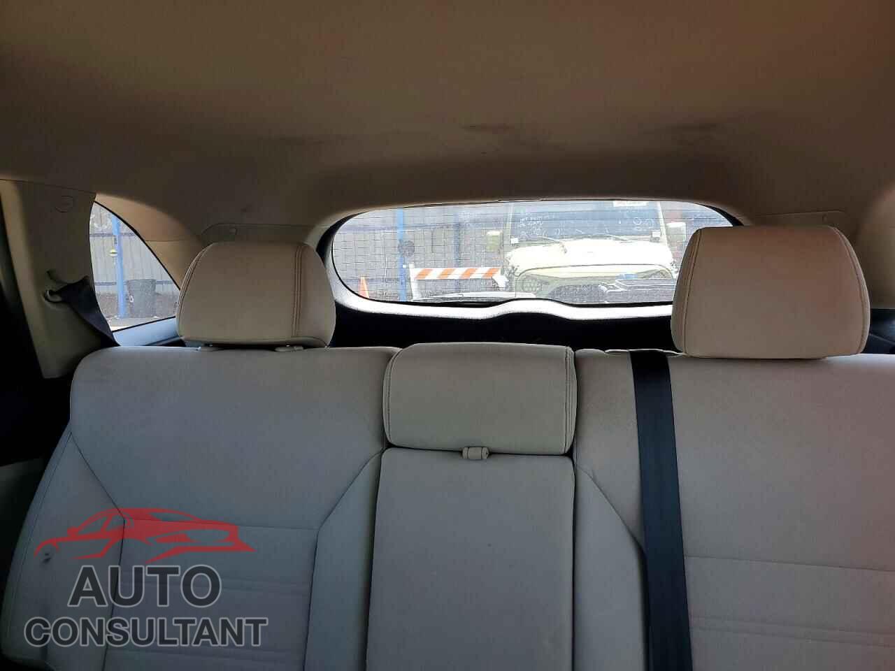 KIA SORENTO 2016 - 5XYPGDA34GG082829
