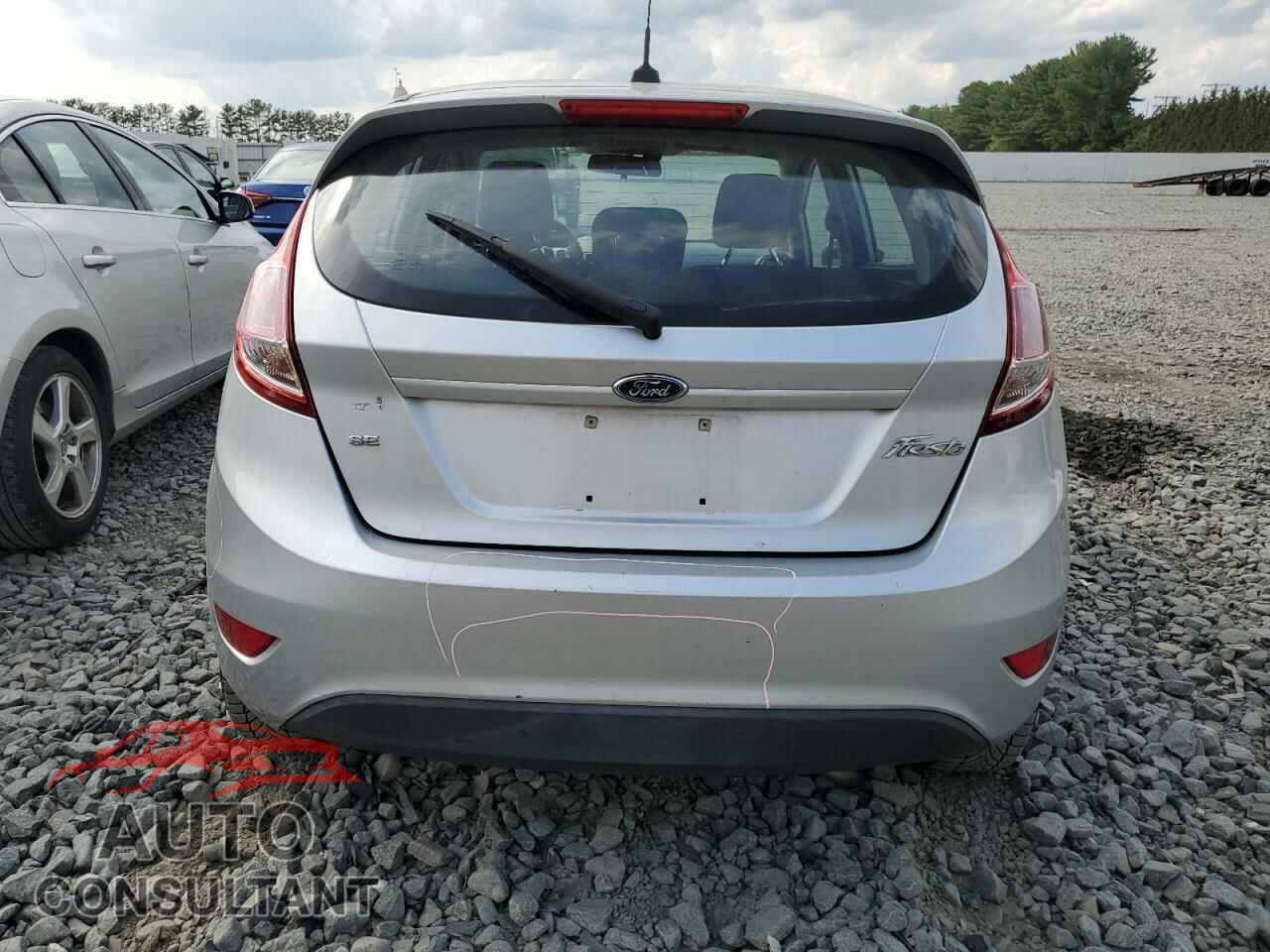 FORD FIESTA 2017 - 3FADP4EJ1HM118580