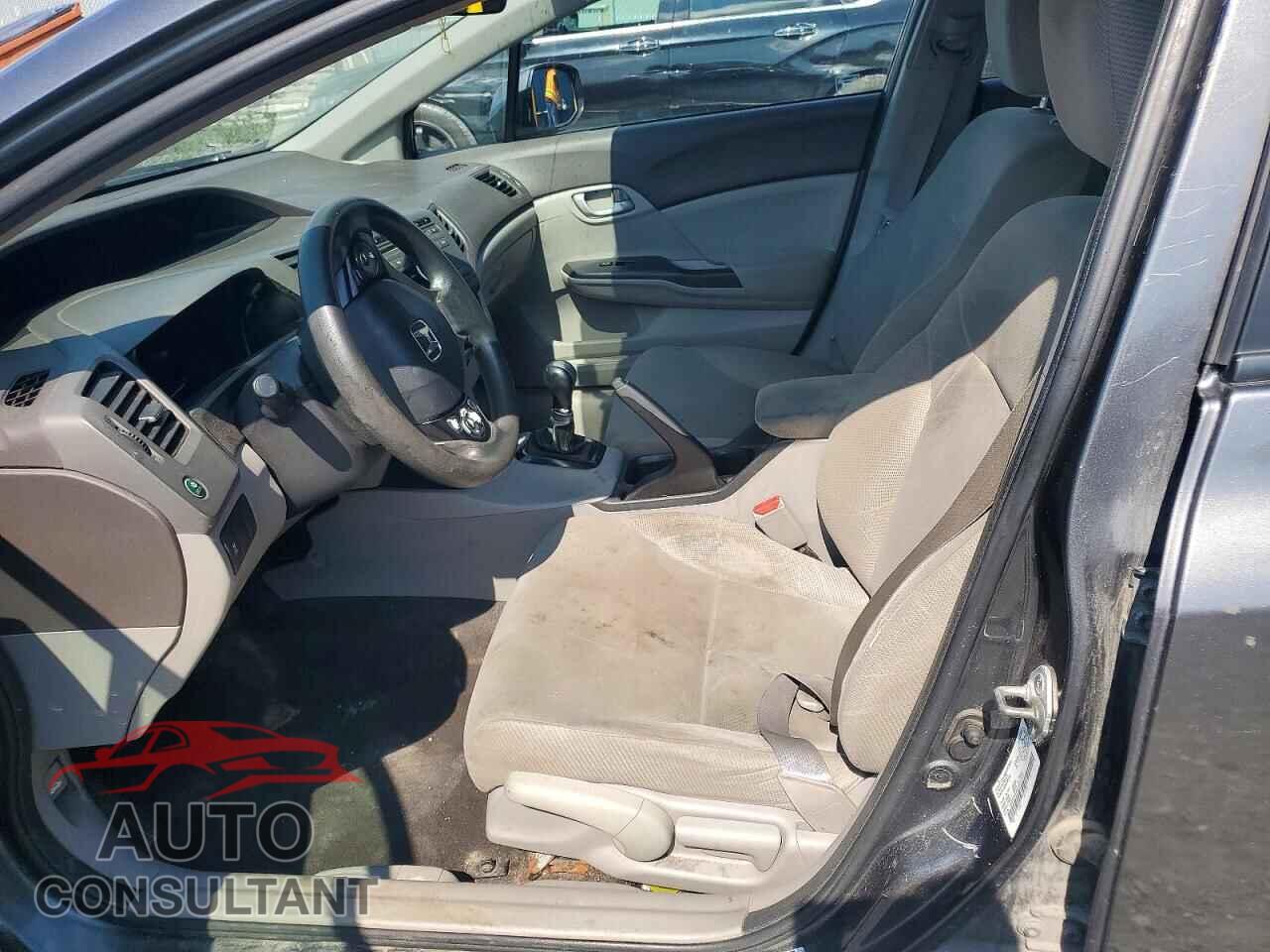 HONDA CIVIC 2012 - 2HGFB2E46CH033596