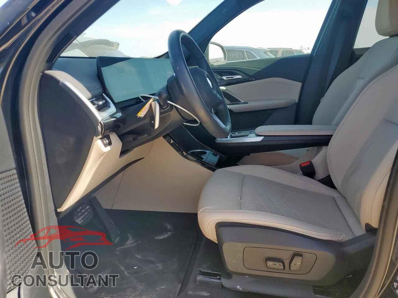 BMW X1 2025 - WBX73EF03S5090148