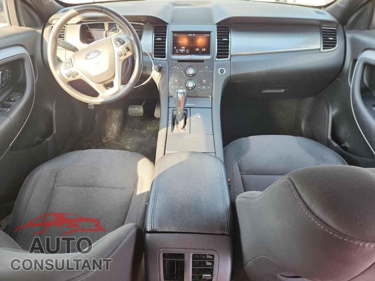 FORD TAURUS 2013 - 1FAHP2E84DG174309