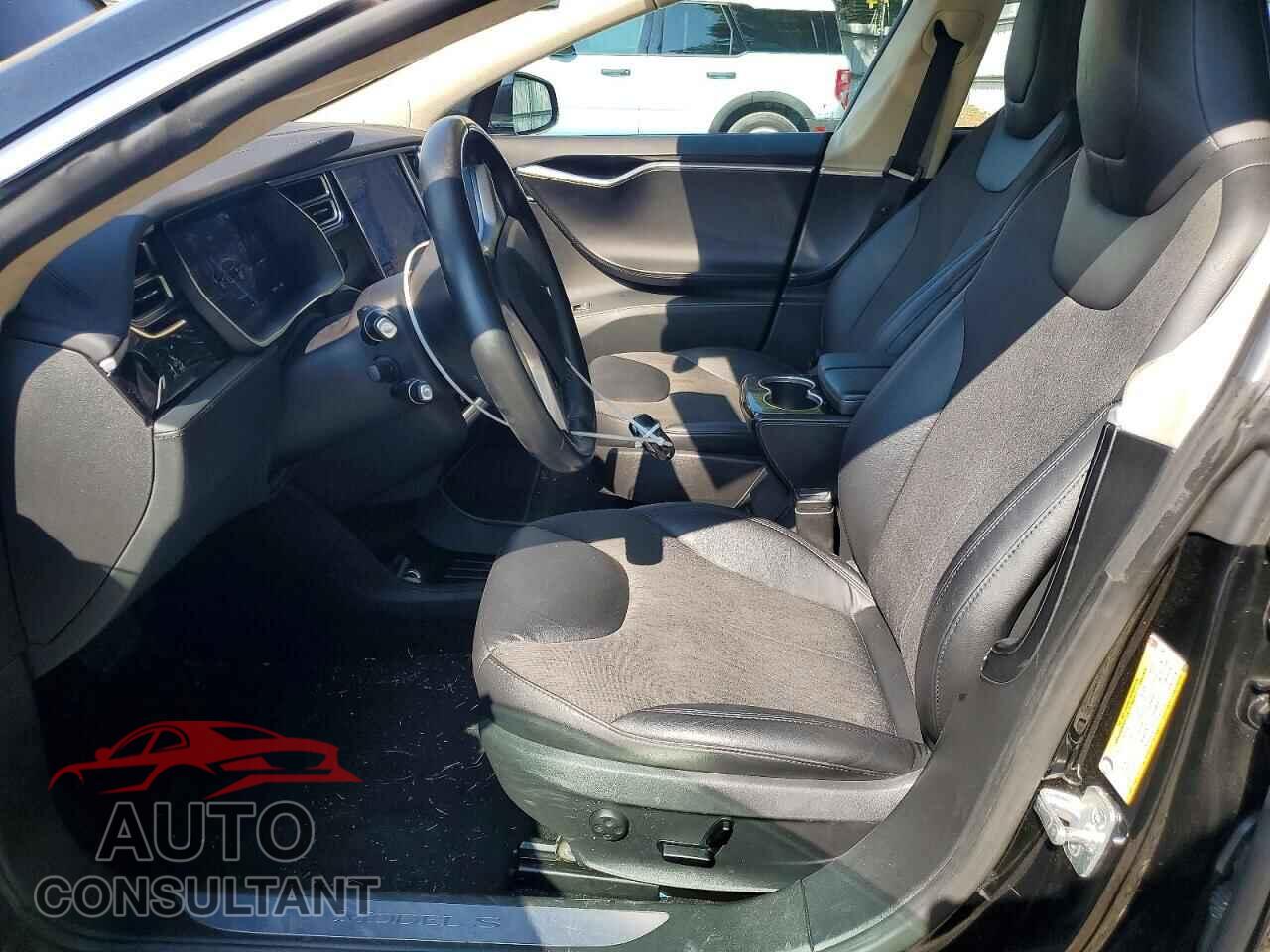 TESLA MODEL S 2015 - 5YJSA1E13FF113013