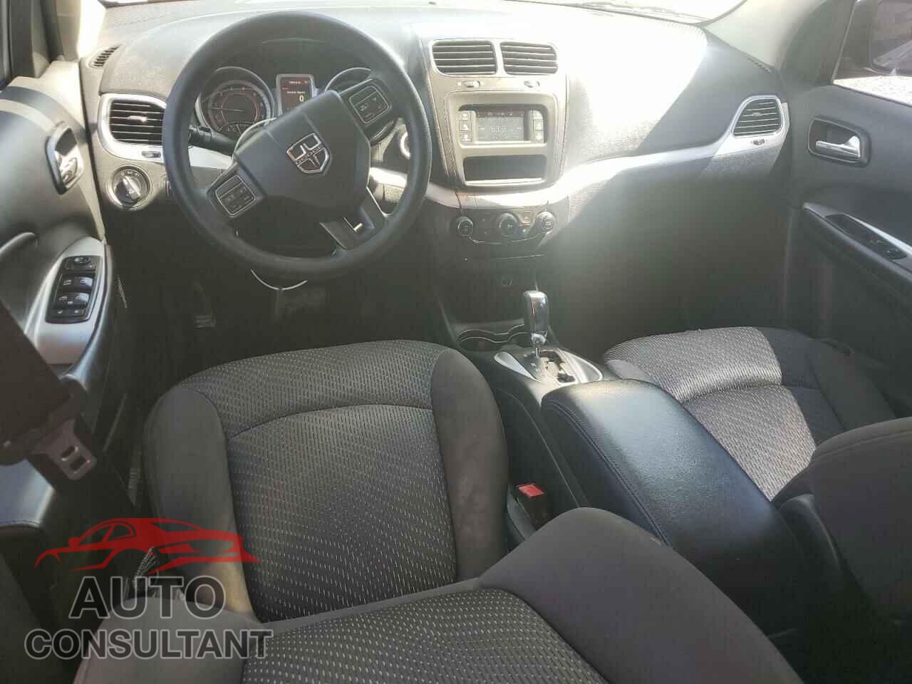 DODGE JOURNEY 2015 - 3C4PDCBB1FT656822