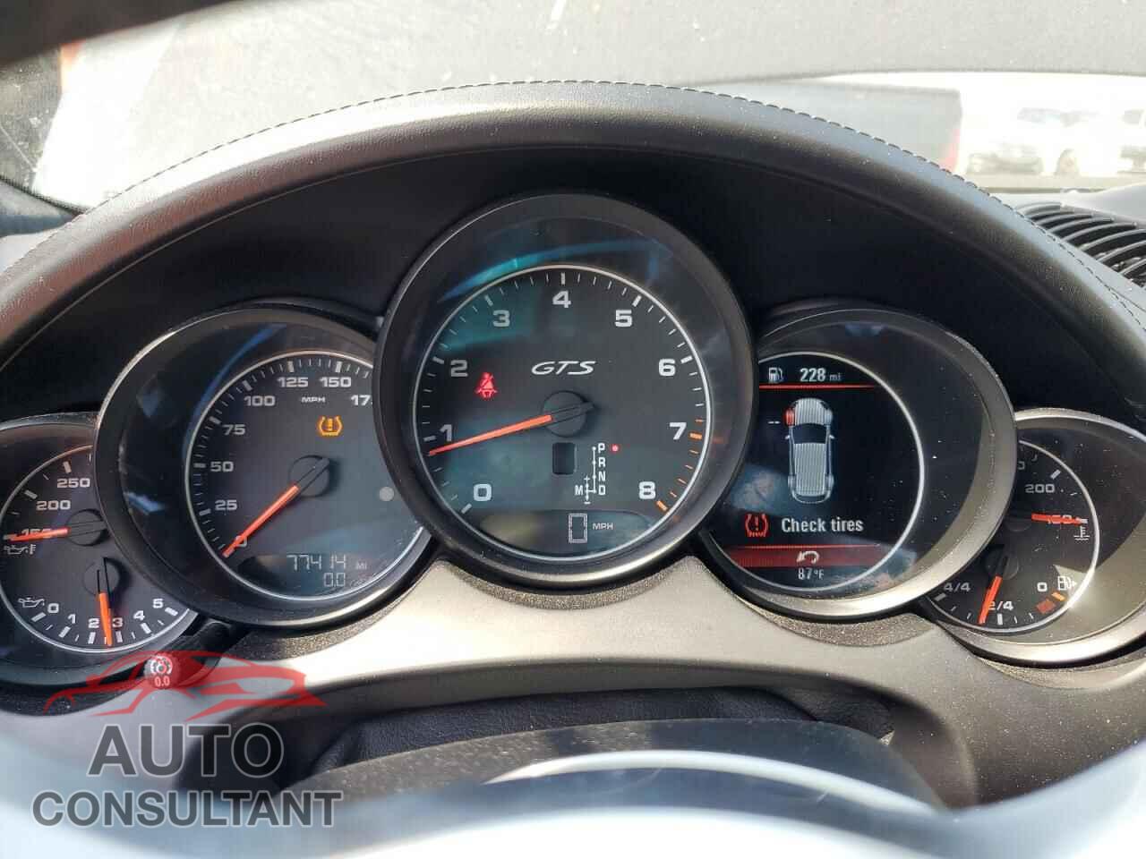 PORSCHE CAYENNE 2016 - WP1AD2A28GLA76562