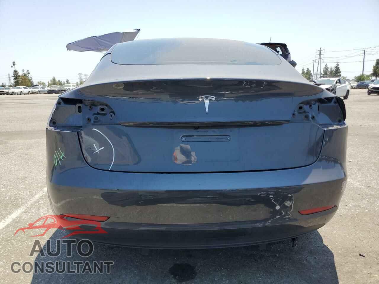 TESLA MODEL 3 2023 - 5YJ3E1EAXPF637883
