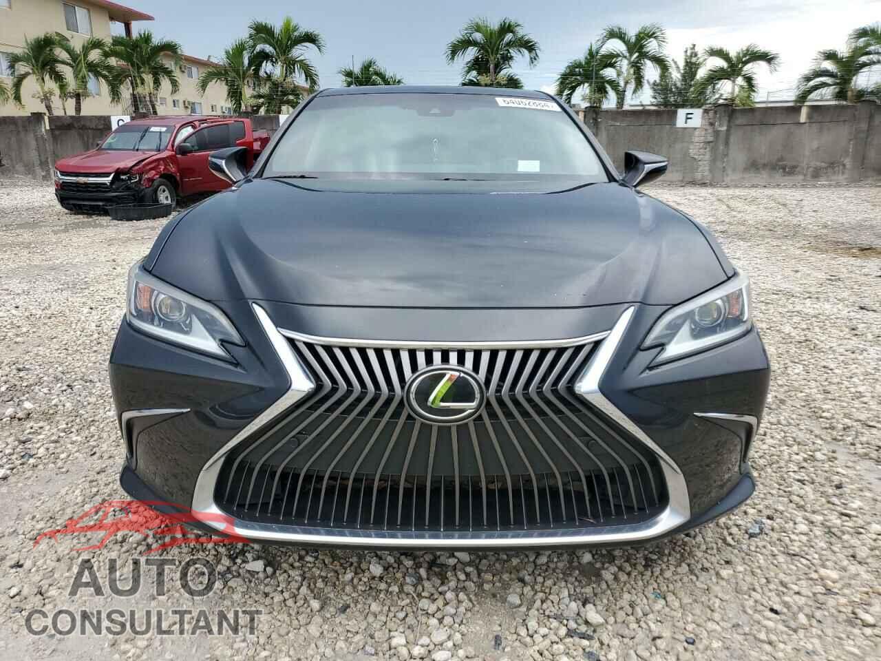 LEXUS ES350 2019 - 58ABZ1B17KU041901