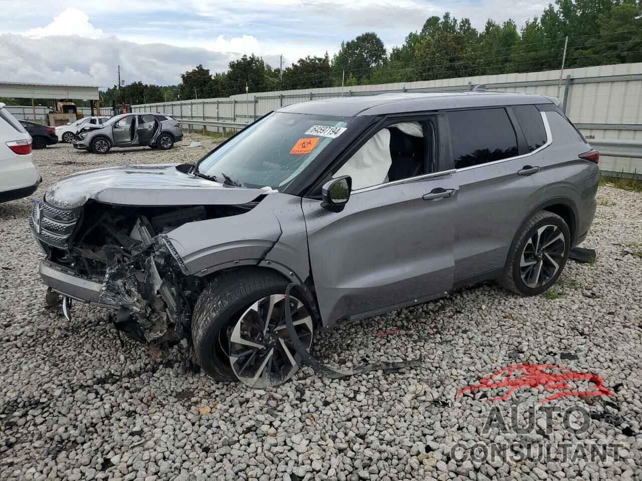 MITSUBISHI OUTLANDER 2022 - JA4J4UA84NZ005865