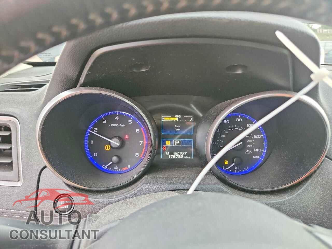 SUBARU LEGACY 2018 - 4S3BNAD63J3016711