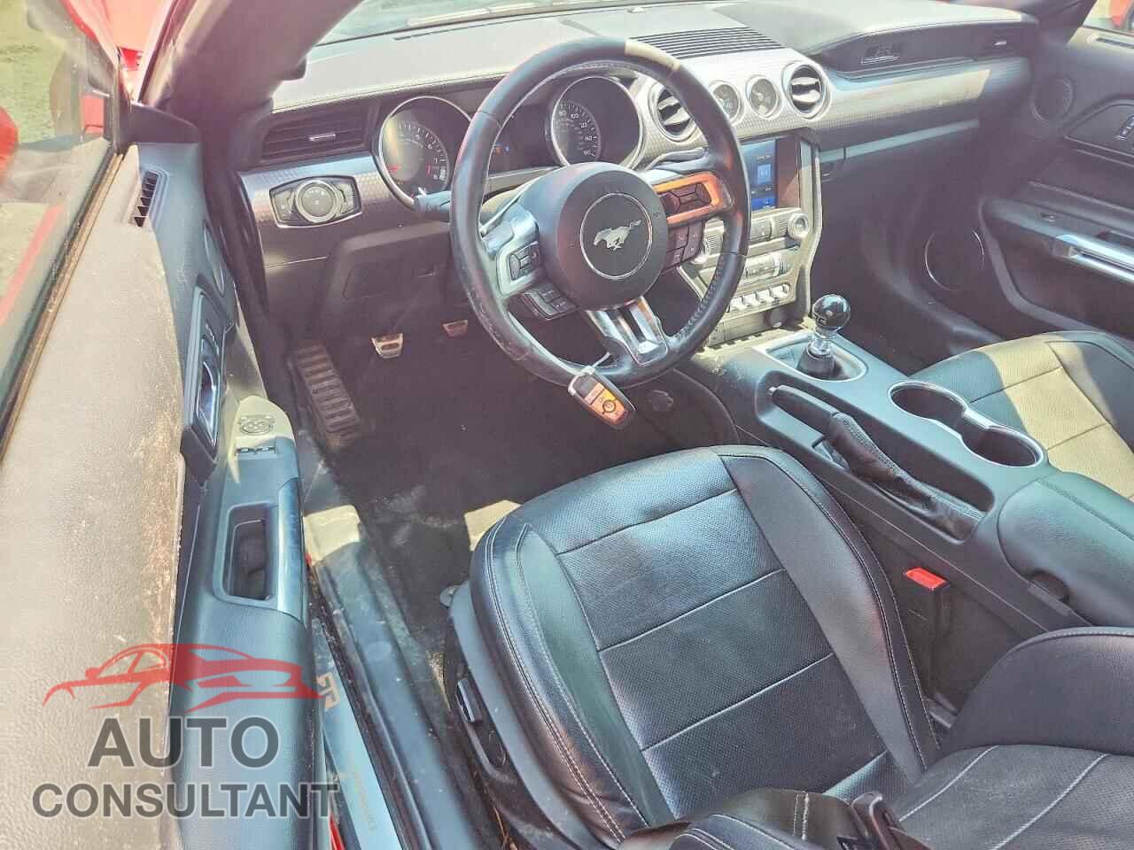 FORD MUSTANG 2019 - 1FA6P8CF2K5129373