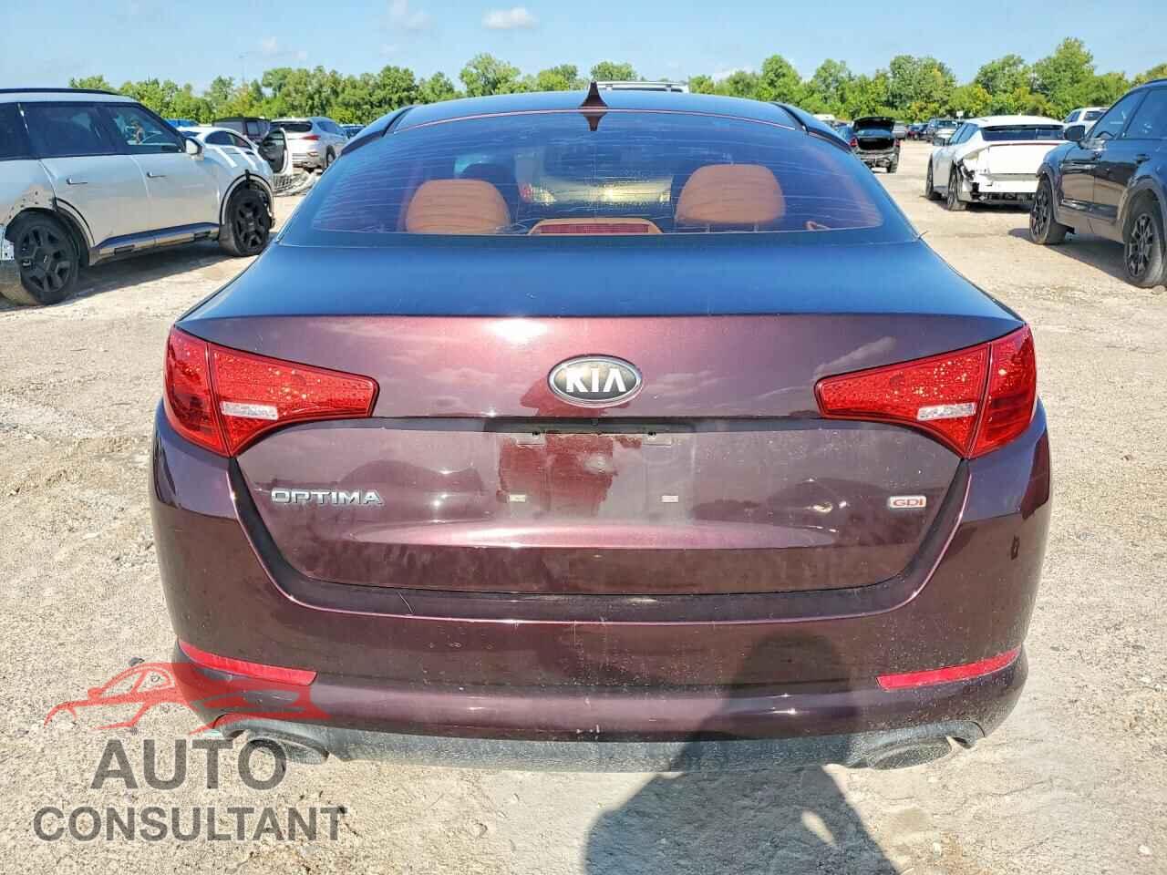 KIA OPTIMA 2013 - 5XXGM4A7XDG208803