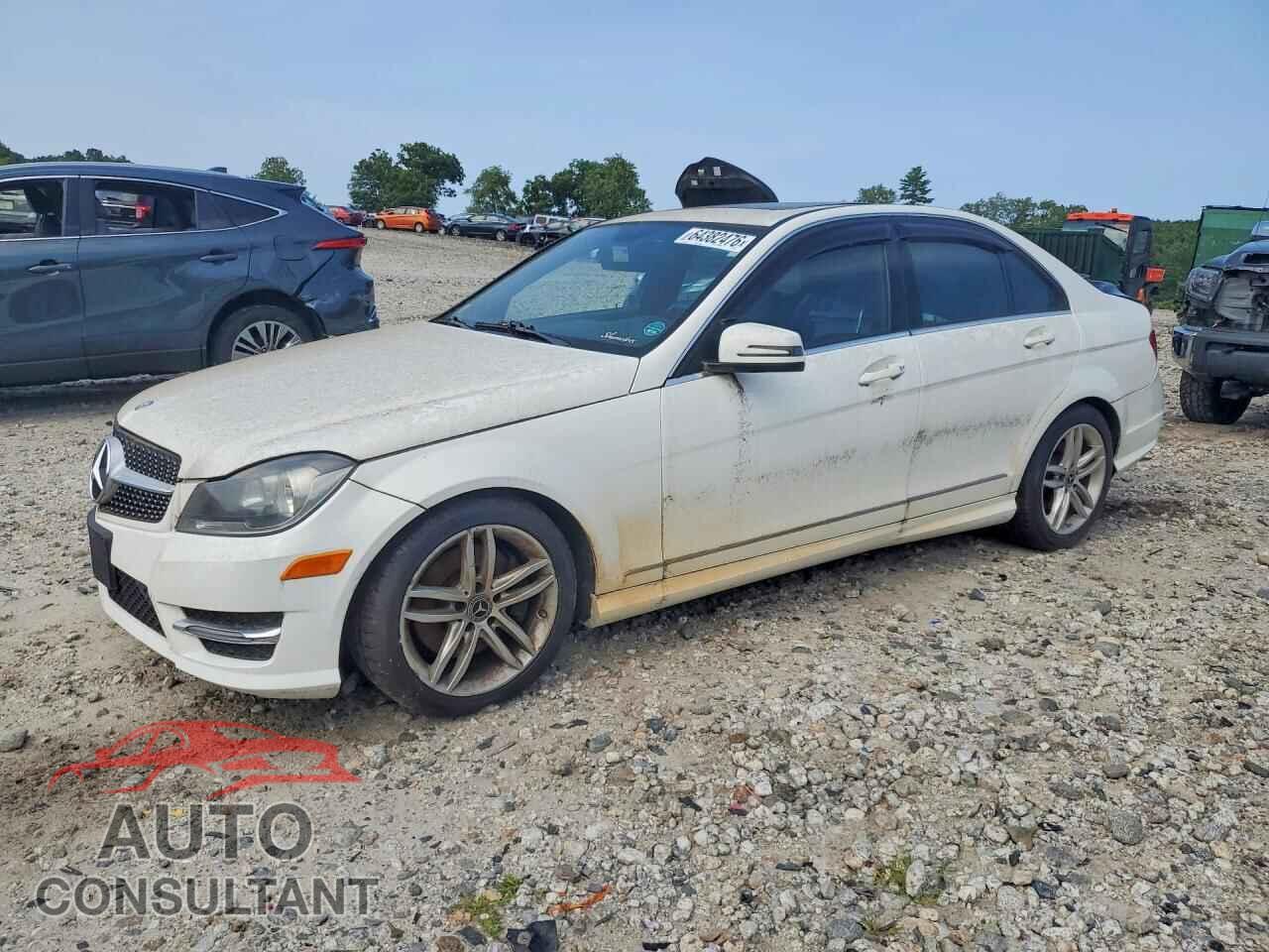 MERCEDES-BENZ C-CLASS 2013 - WDDGF8AB9DR293349