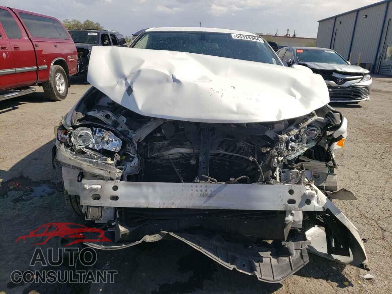 LEXUS CT 200 2013 - JTHKD5BH8D2138097
