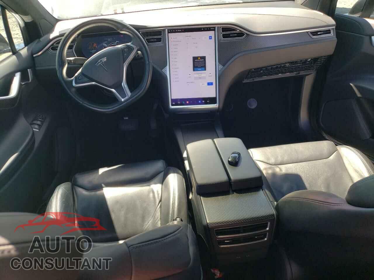 TESLA MODEL X 2017 - 5YJXCDE23HF051027
