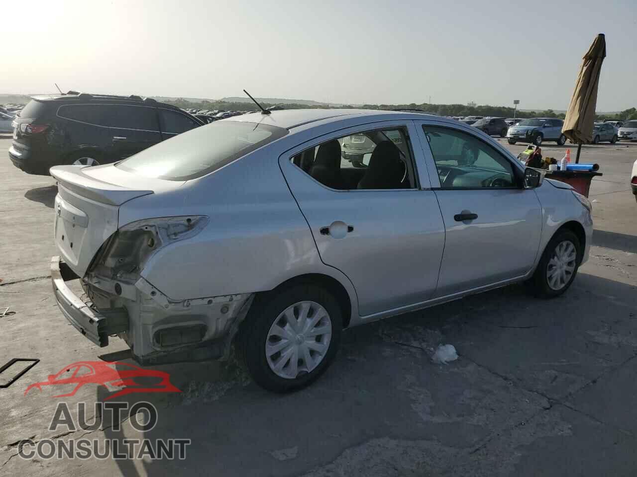 NISSAN VERSA 2017 - 3N1CN7AP3HL906289