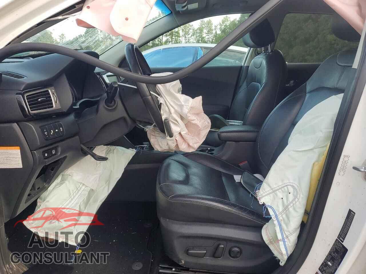 KIA NIRO 2017 - KNDCE3LC8H5054912