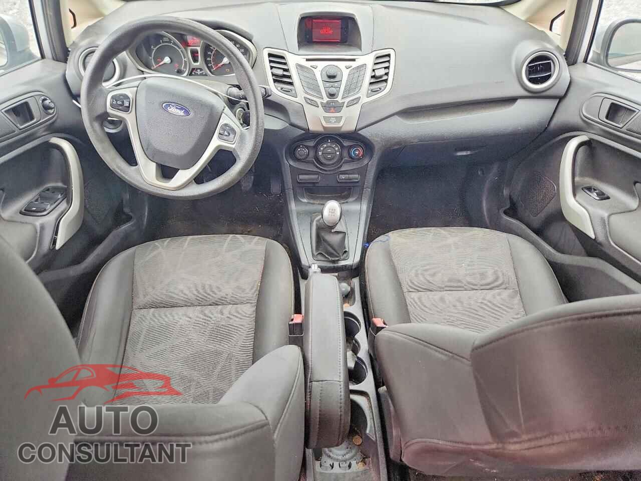 FORD FIESTA 2013 - 3FADP4EJ8DM164384