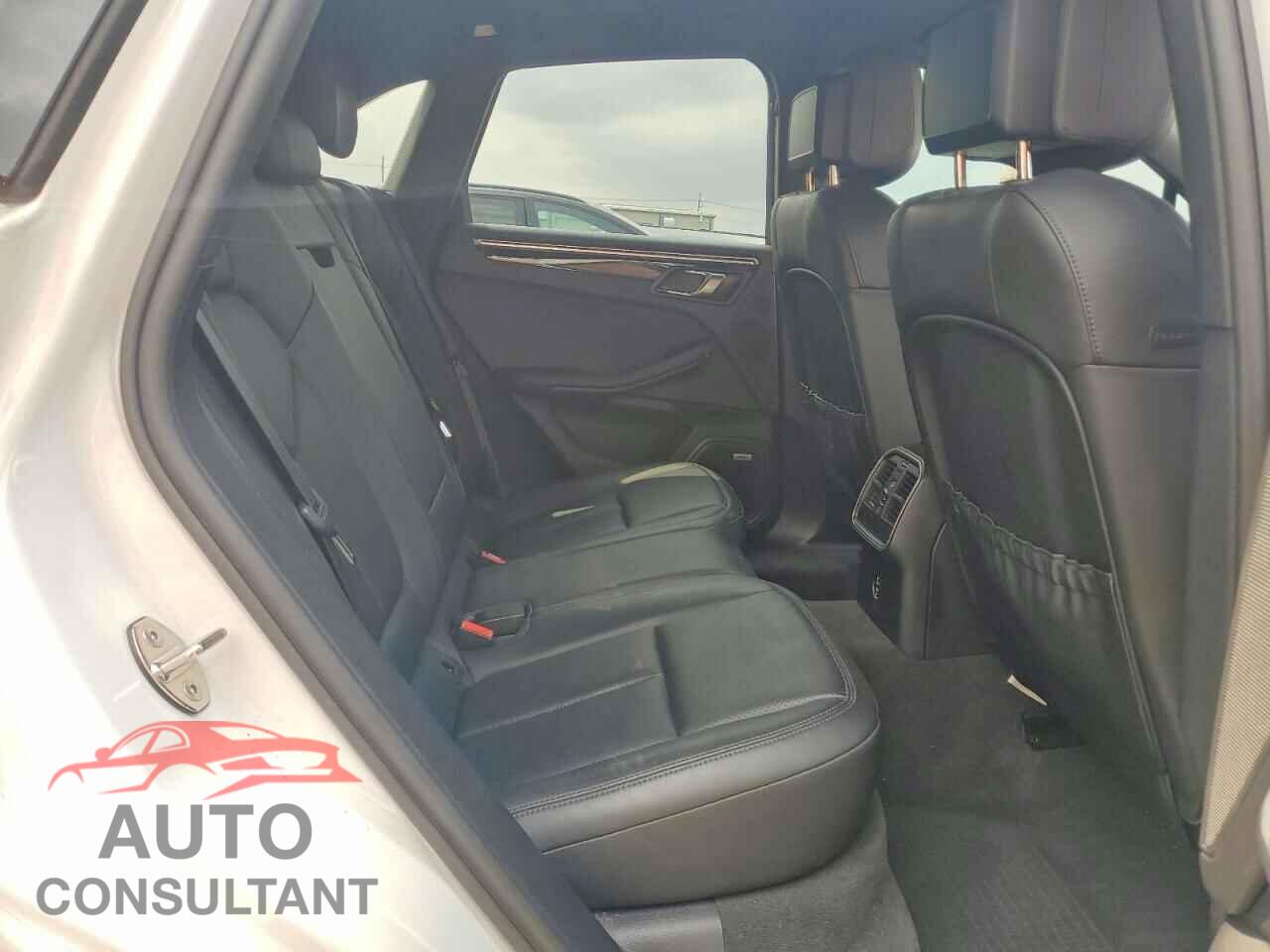 PORSCHE MACAN 2021 - WP1AA2A5XMLB16784