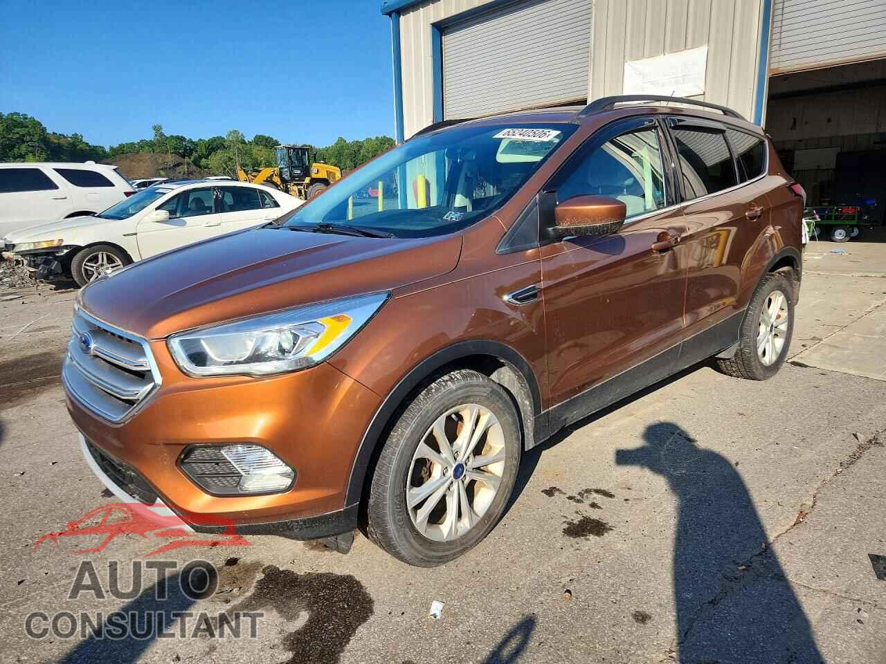 FORD ESCAPE 2017 - 1FMCU9GD2HUC17662