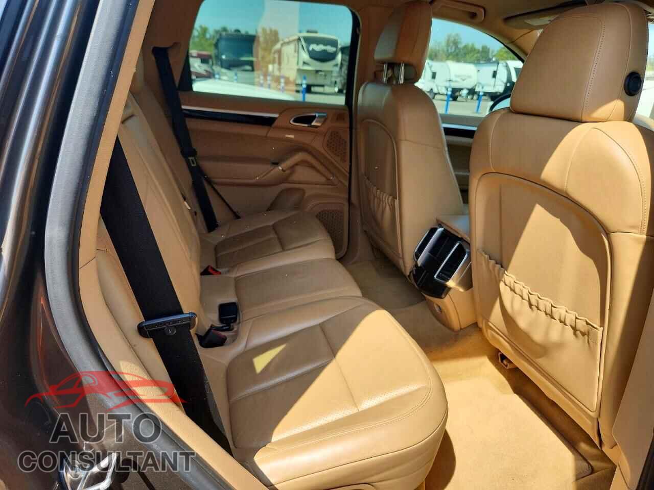 PORSCHE CAYENNE 2011 - WP1AA2A29BLA09325