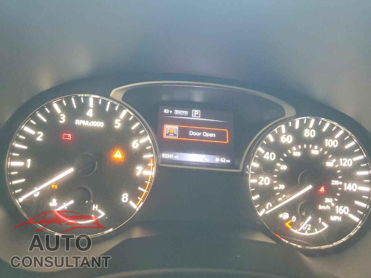 NISSAN PATHFINDER 2019 - 5N1DR2MM6KC618100