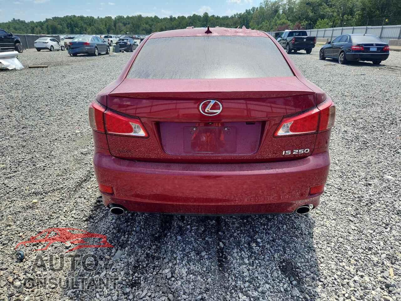 LEXUS IS 2012 - JTHBF5C21C5171282