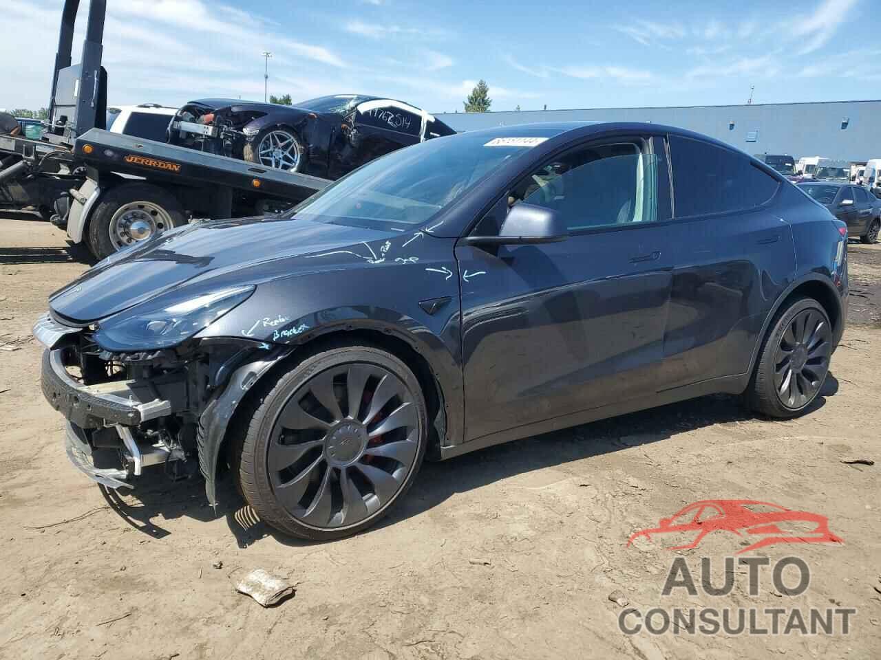 TESLA MODEL Y 2024 - 7SAYGDEF3RF039900