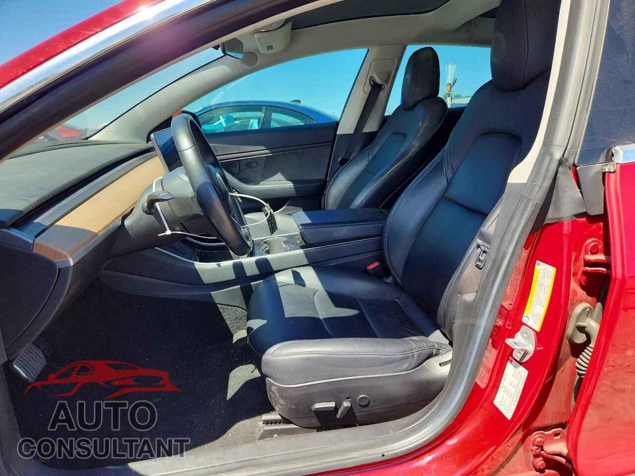 TESLA MODEL 3 2018 - 5YJ3E1EA9JF024371