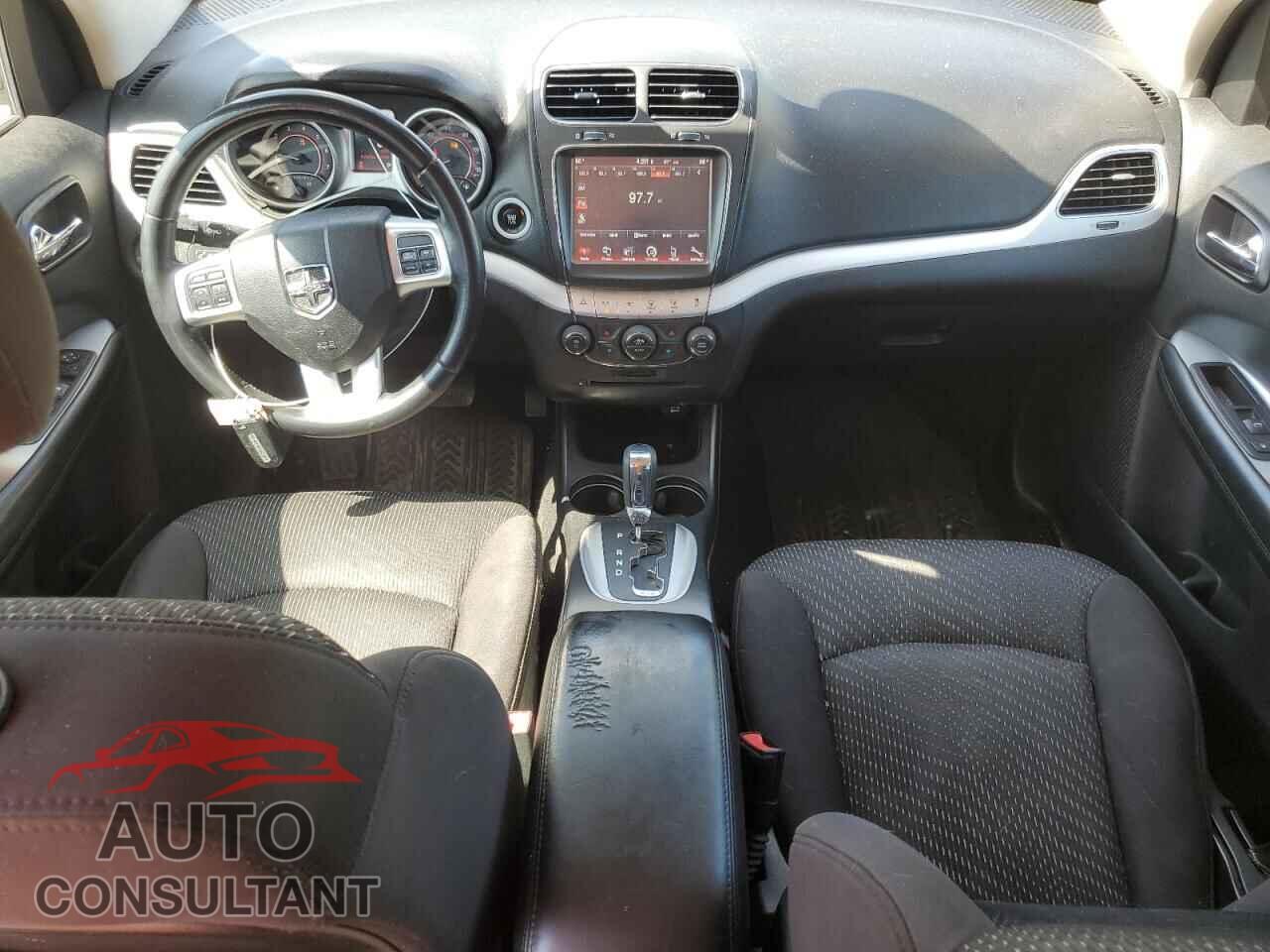 DODGE JOURNEY 2014 - 3C4PDCBBXET117629