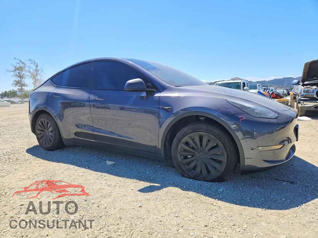 TESLA MODEL Y 2023 - 7SAYGAEE2PF965739