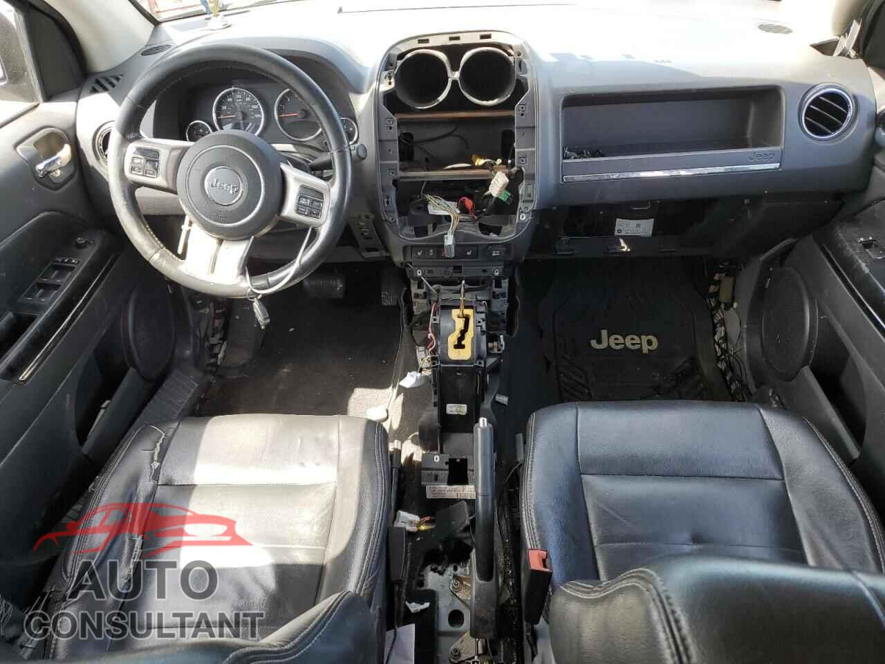JEEP COMPASS 2011 - 1J4NF5FB3BD164195