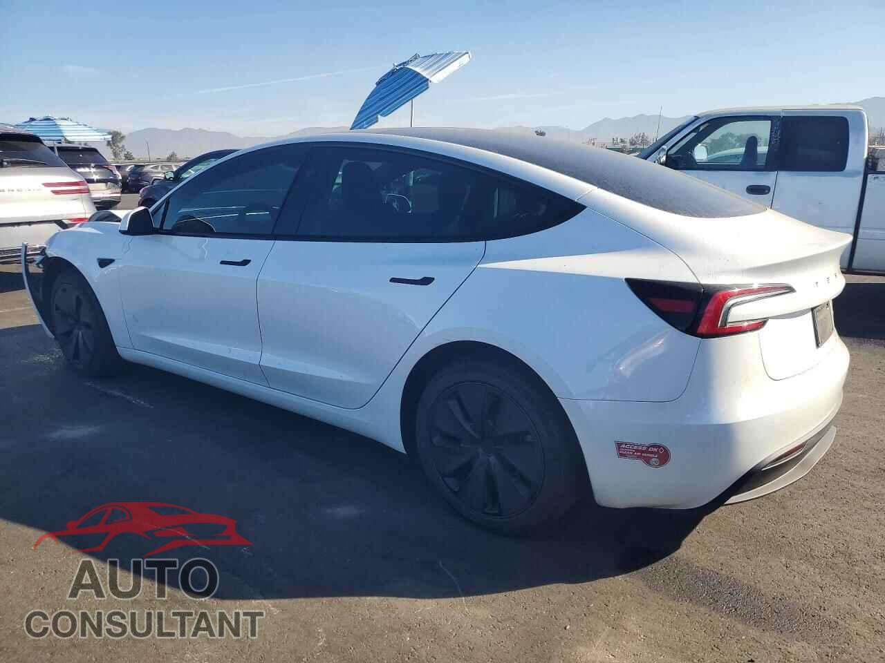 TESLA MODEL 3 2024 - 5YJ3E1EB6RF772600