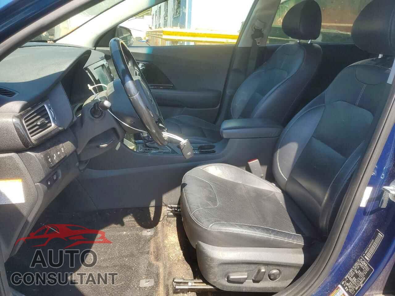 KIA NIRO 2017 - KNDCE3LC8H5051119