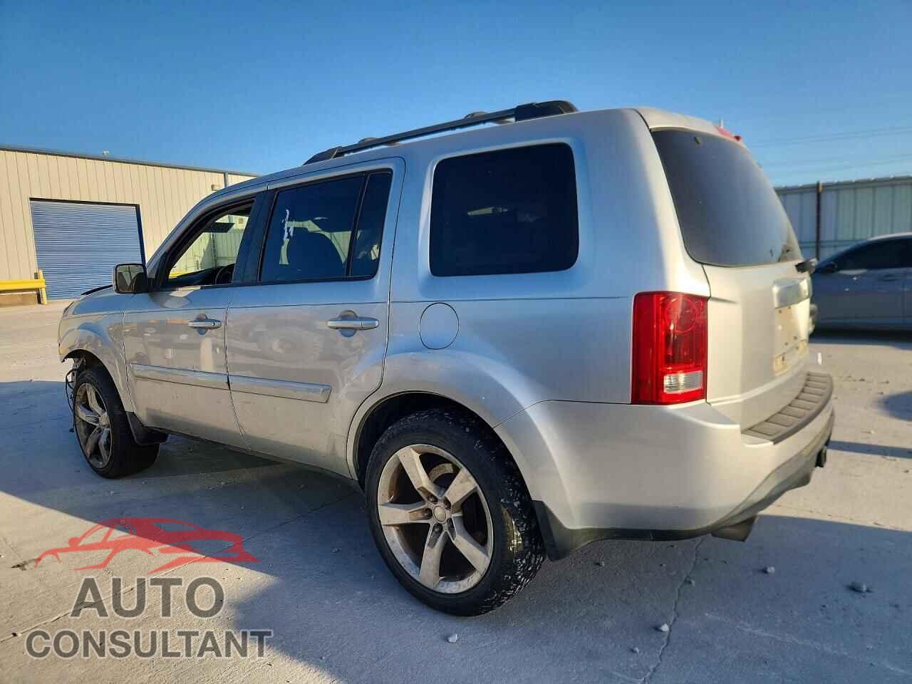 HONDA PILOT 2013 - 5FNYF3H55DB031822