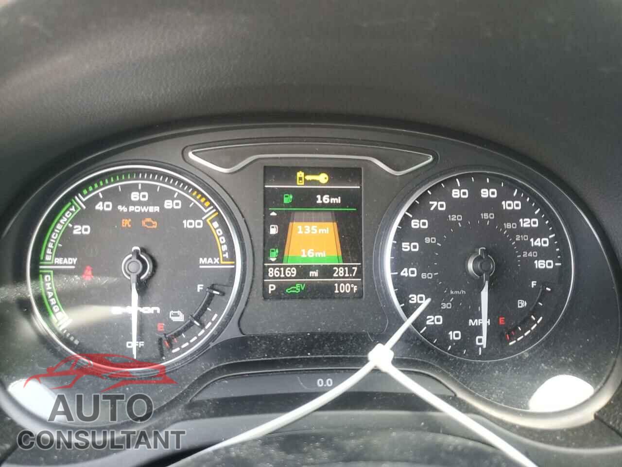 AUDI A3 2016 - WAUTPBFF9GA134619