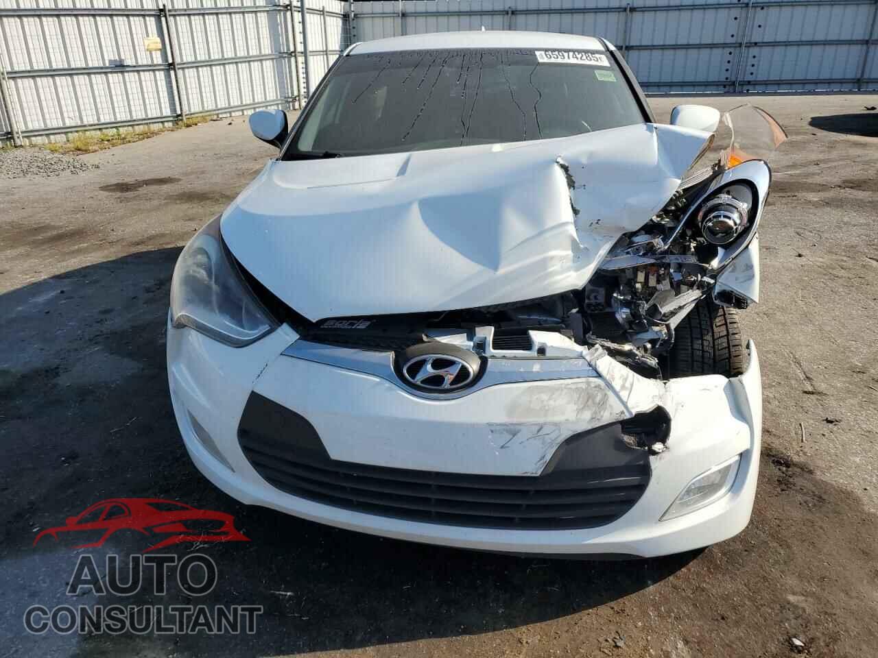 HYUNDAI VELOSTER 2015 - KMHTC6AD3FU219766