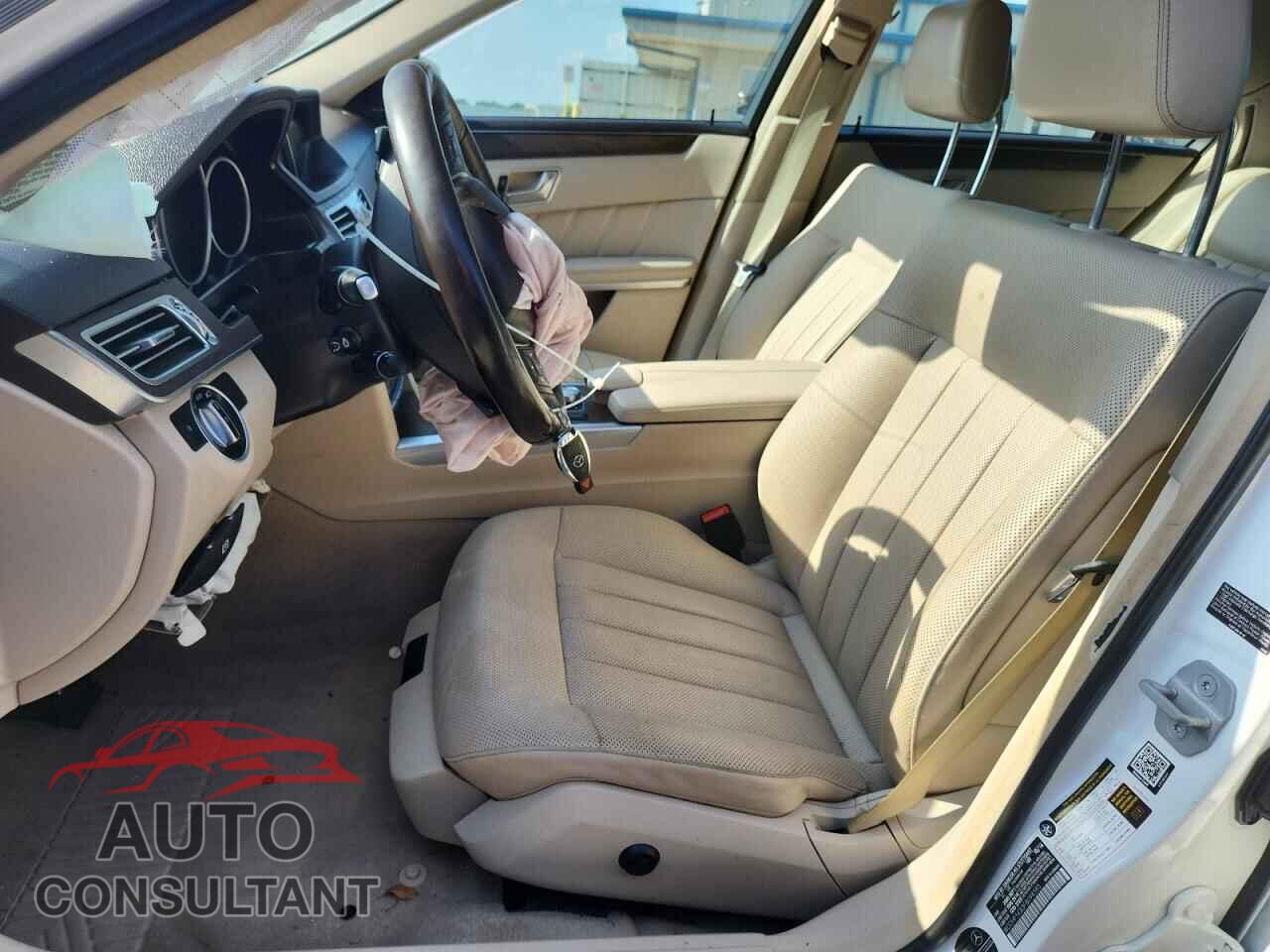 MERCEDES-BENZ E-CLASS 2015 - WDDHF5KB3FB098585