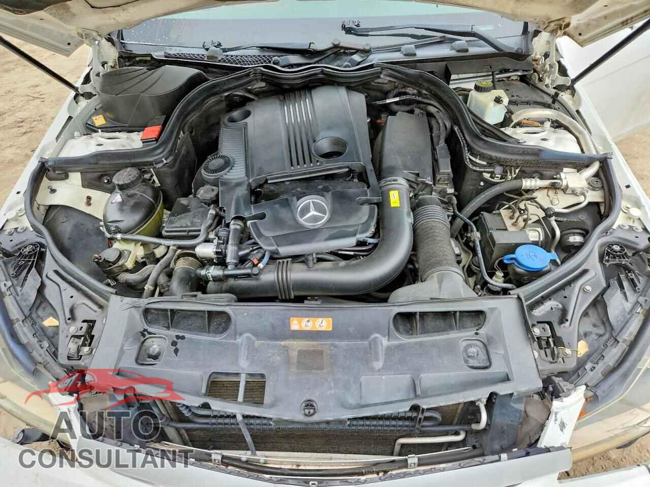 MERCEDES-BENZ C-CLASS 2013 - WDDGJ4HB9DF979955