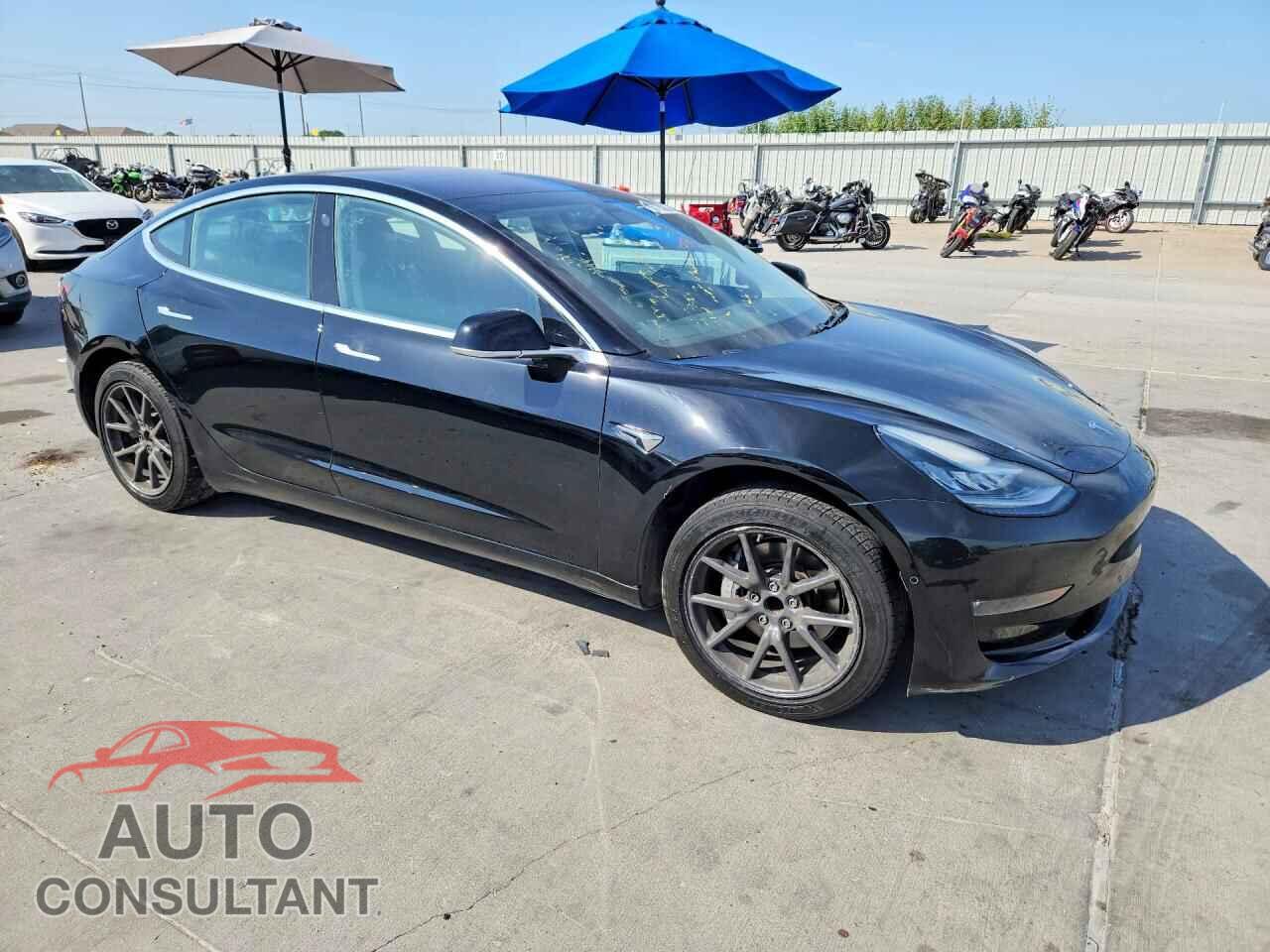TESLA MODEL 3 2018 - 5YJ3E1EA4JF034371