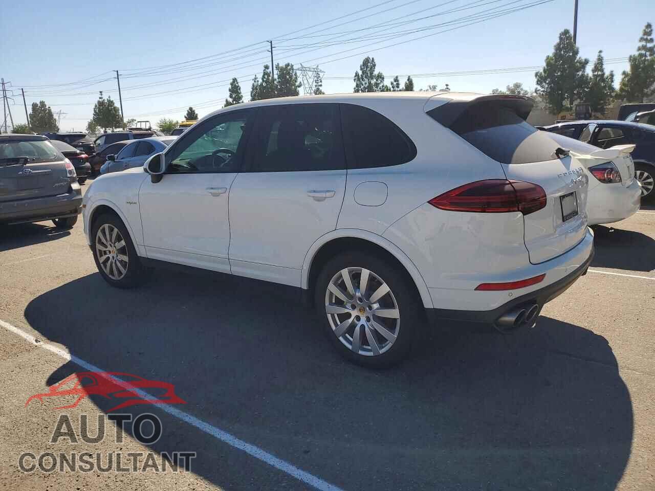 PORSCHE CAYENNE 2017 - WP1AE2A27HLA75689