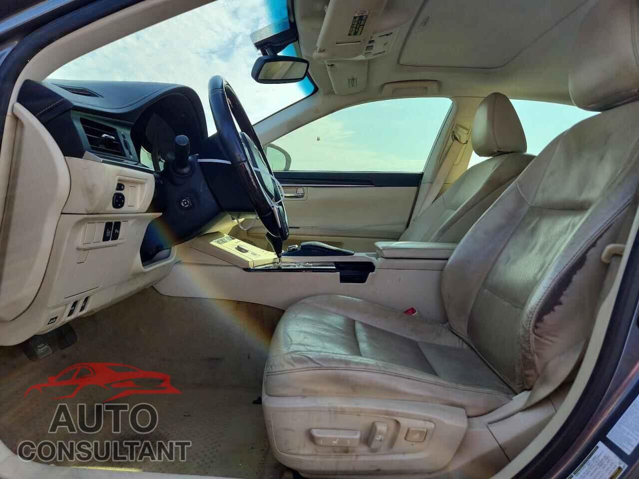 LEXUS ES350 2015 - JTHBK1GG4F2155643