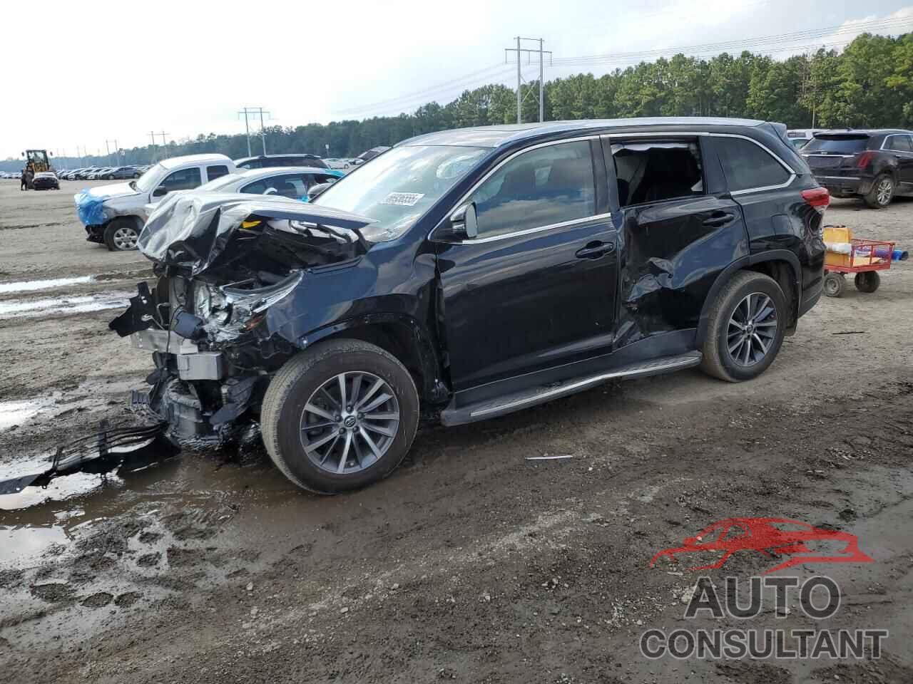TOYOTA HIGHLANDER 2019 - 5TDKZRFH4KS561012