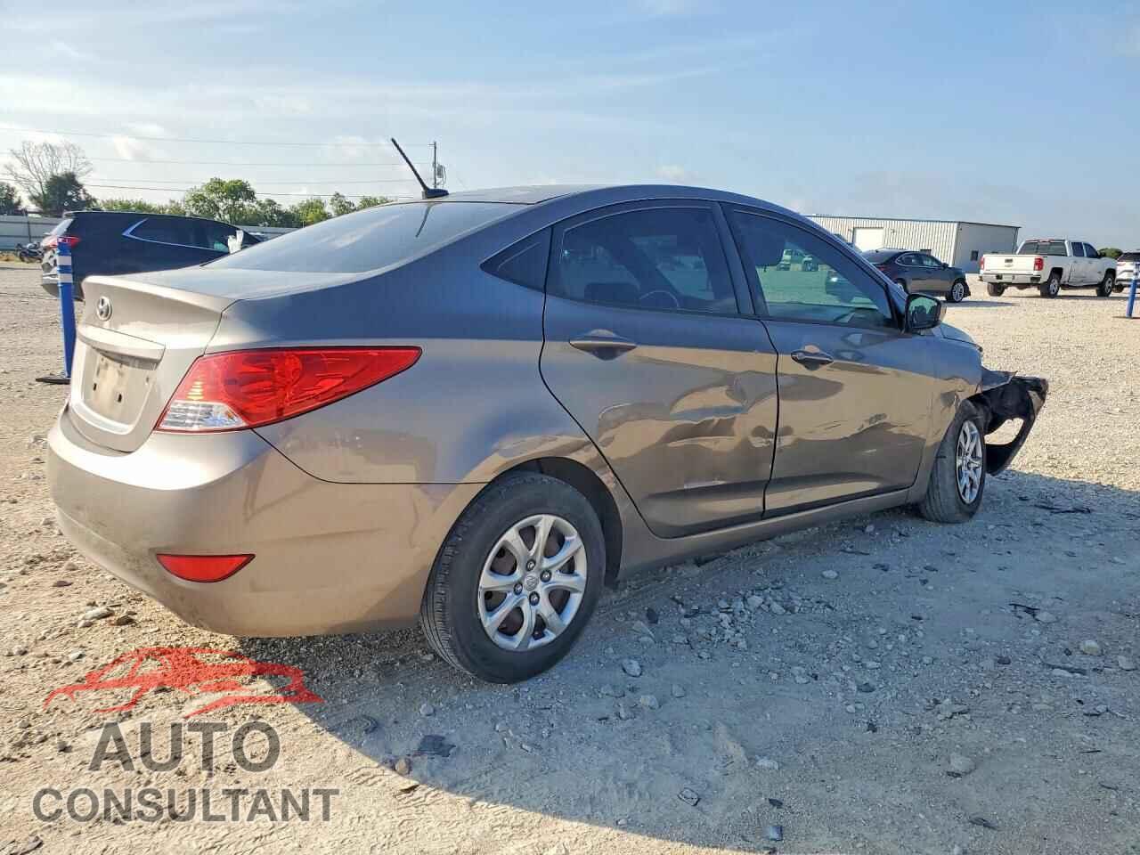 HYUNDAI ACCENT 2013 - KMHCT4AEXDU557675