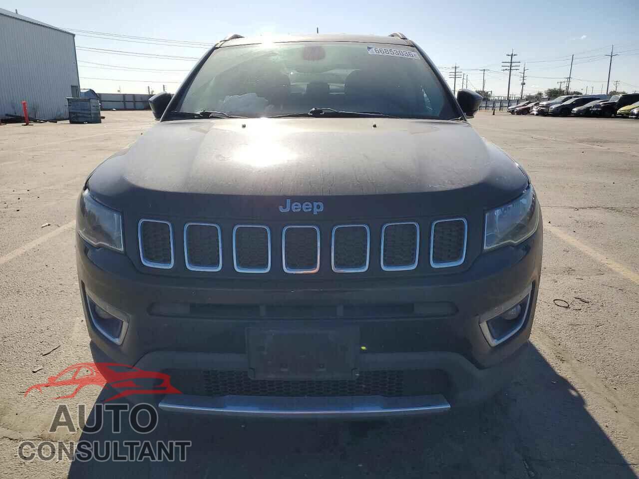 JEEP COMPASS 2018 - 3C4NJDCB0JT372790