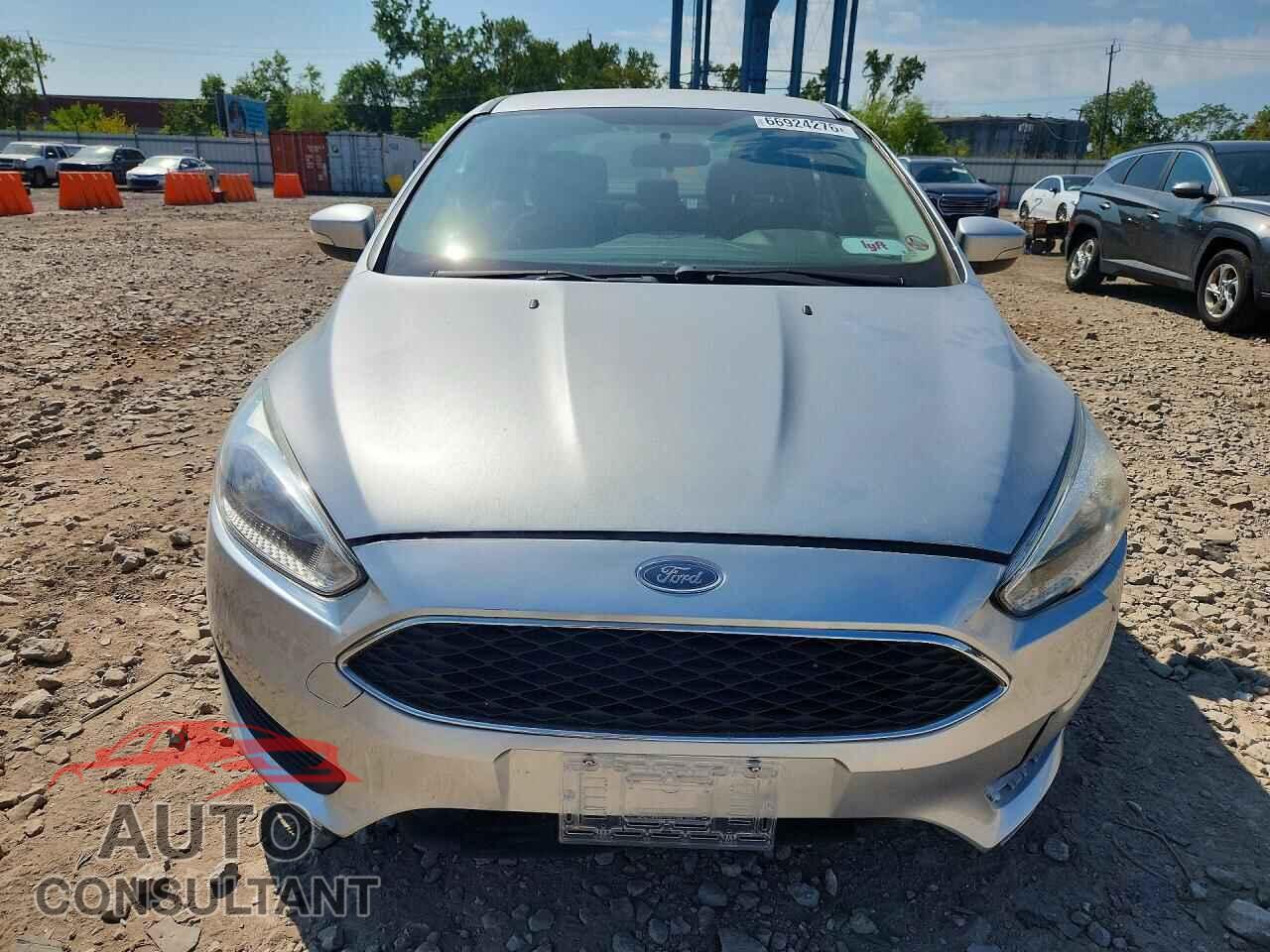 FORD FOCUS 2015 - 1FADP3F26FL360359