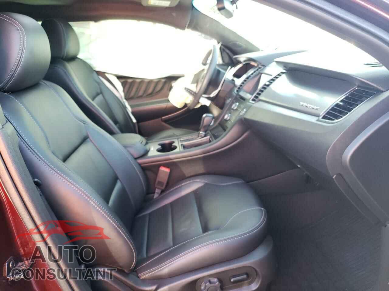 FORD TAURUS 2018 - 1FAHP2E86JG142294