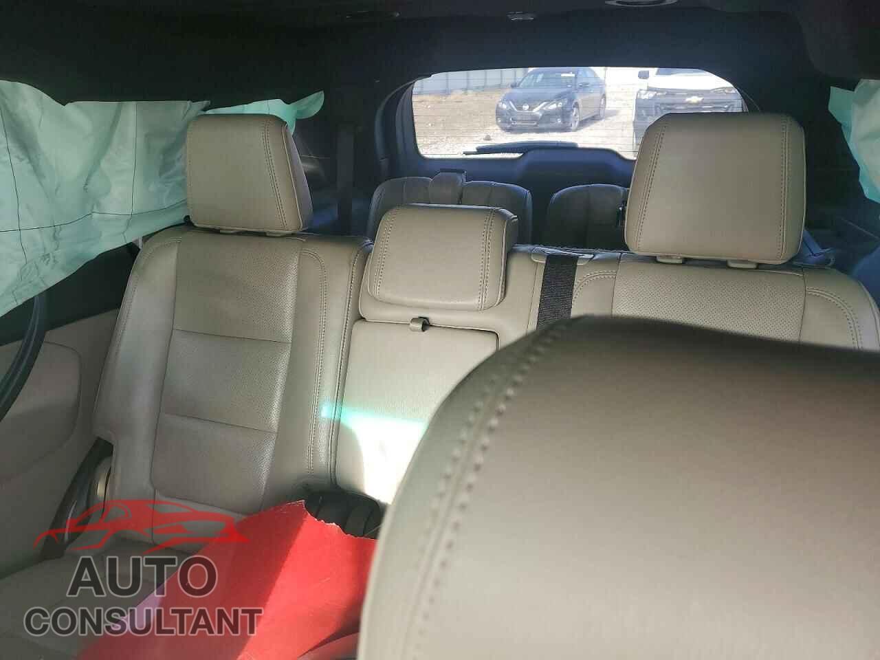 FORD EXPLORER 2011 - 1FMHK8F85BGA41755