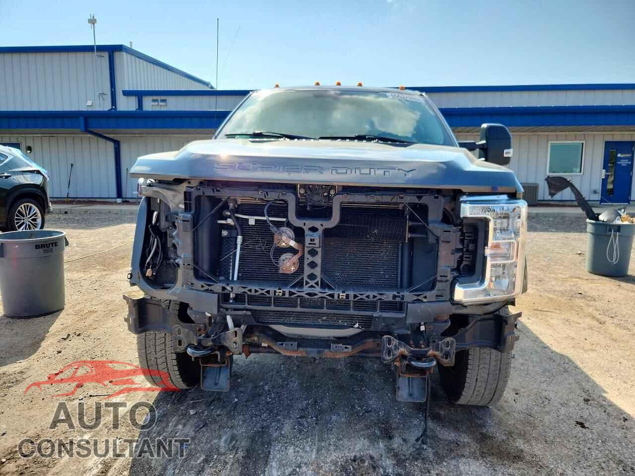 FORD F250 2017 - 1FTBF2B65HEE74349